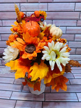 Load image into Gallery viewer, Center Piece
