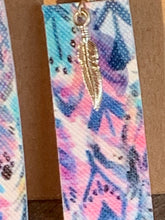 Load image into Gallery viewer, Pastel Feathers
