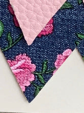 Load image into Gallery viewer, Summer Floral
