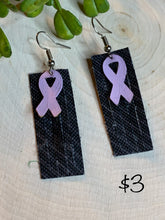 Load image into Gallery viewer, Lavender Awareness Ribbon Oblong
