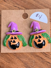 Load image into Gallery viewer, Halloween Witch
